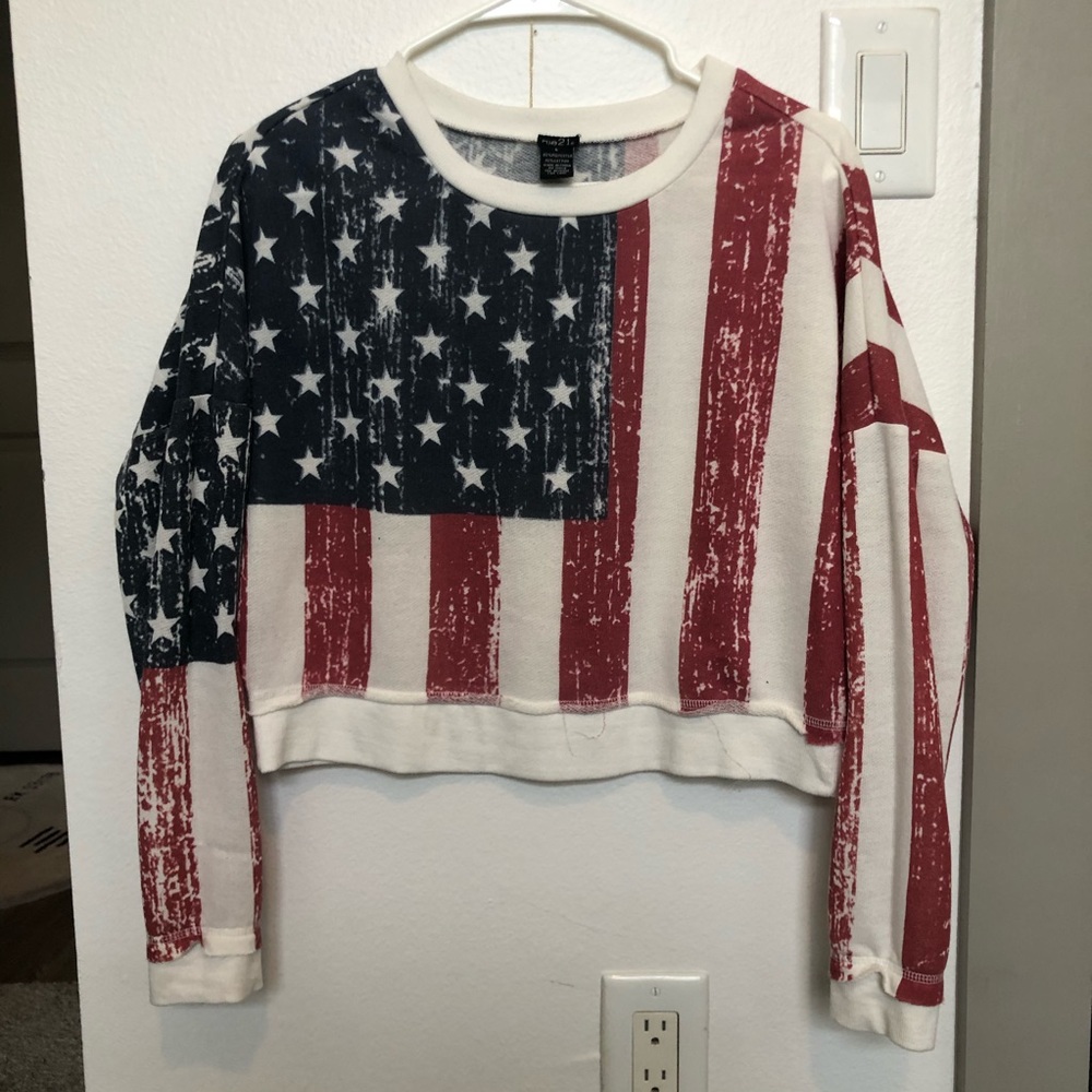 Rue 21 Cropped American Flag sweatshirt